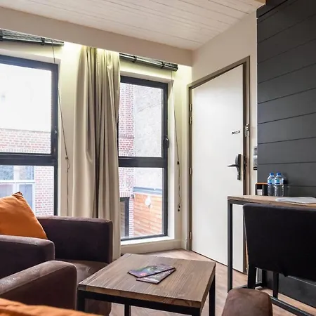 Opera - Flat Close To Stations And Old - Welkeys Apartment